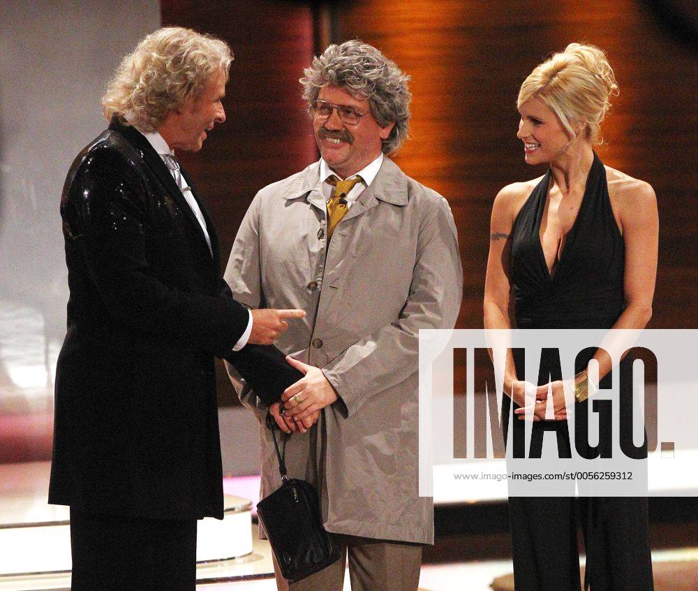 Samstag 05.11.2011, in Leipzig, TV Unterhaltungsshow Wetten, dass...? im ZDF Thomas Gottschalk, Hape Kerkeling, Michelle Hunziker DeFodi031