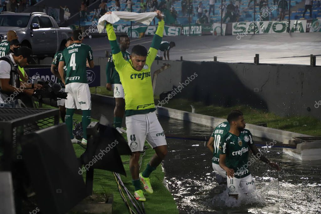 Conmebol Libertadores Final: Palmeiras and Flamengo: November 27, 2021, Montevideo, Uruguay. Palmeiras players celebrate the Trichampionship of Conmebol Libertadores after a 2-1 victory over Flamengo, in a soccer match held at the Centenario stadium