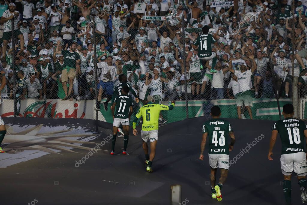Conmebol Libertadores Final: Palmeiras and Flamengo: November 27, 2021, Montevideo, Uruguay. Palmeiras players celebrate the Trichampionship of Conmebol Libertadores after a 2-1 victory over Flamengo, in a soccer match held at the Centenario stadium
