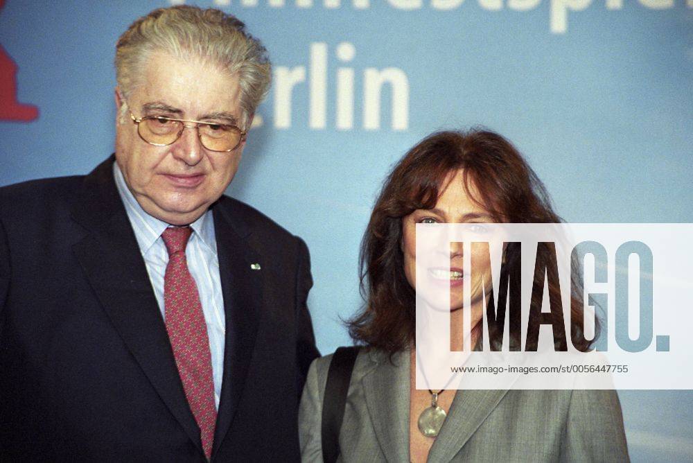 Berlinale 2001, 51. Internationale Filmfestspiele Berlin 51st Berlin Film Festival, Tag 12 Moritz de Hadeln, Jacqueline Bisset