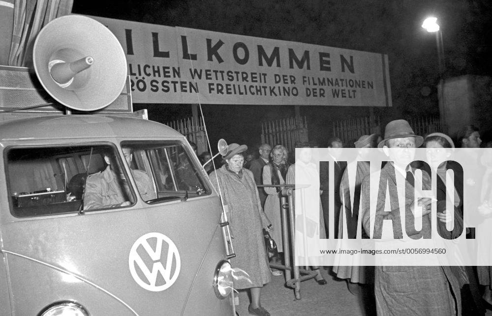 1. Internationale Filmfestspiele Berlin 1st Berlin Film Festival (Berlinale), 06.-17. Juni 1951 Waldbühne Eingang