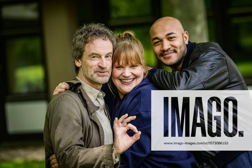 Tatort Dortmund team The current Tatort Dortmund team at a photo session on Thursday, June 13, 2024 at the TU Dortmund In the picture from left Jörg Hartmann, Stefanie Reinsperger and Malick Bauer Germany NRW Dortmund Copyright RalfxRottmannxFunkexFotoxServices
