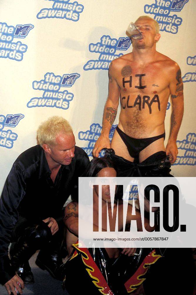 Jan. 3, 2011 - New York, New York, U.S. - K2504JBB.MTV VIDEO MUSIC AWARDS 1995 NOMINEES.RED HOT CHILI PEPPERS. PHOTOS New York U.S. - ZUMAba9