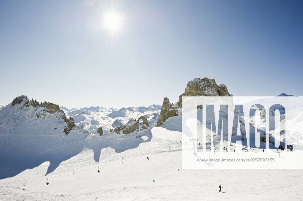 Verschneite Berglandschaft, Aiguille Percee, Tignes, Val d Isere, Savoyen, Alpen, Frankreich, Europa ibldjs02216624