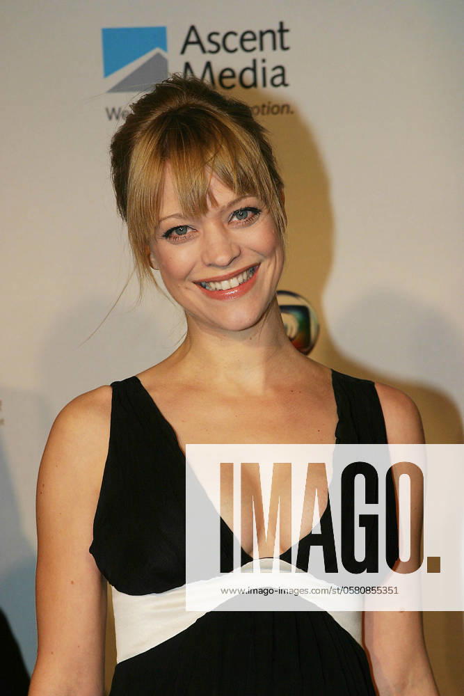 34TH INTERNATIONAL EMMY AWARDS GALA HEIKE MAKATSCH AT THE 34TH INTERNATIONAL EMMY AWARDS GALA HELD AT NEW YORK HILTON. NEW YORK CITY. 20 NOVEMBER 2006. -ANA MATRONIC AT THE SCISSOR SISTERS PREVIEW OF THEIR DOCUMENTARY HURRAH! A YEAR OF TA-DAH AT THE LANDMARK SUNSHINE CINEMA. NEW YORK CITY. 4 DECEMBER 2007. ANA MATRONIC AT THE SCISSOR SISTERS PREVIEW OF THEIR DOCUMENTARY HURRAH! A YEAR OF TA-DAH AT THE LANDMARK SUNSHINE CINEMA. NEW YORK CITY. 4 DECEMBER 2007. HEIKE MAKATSCH,