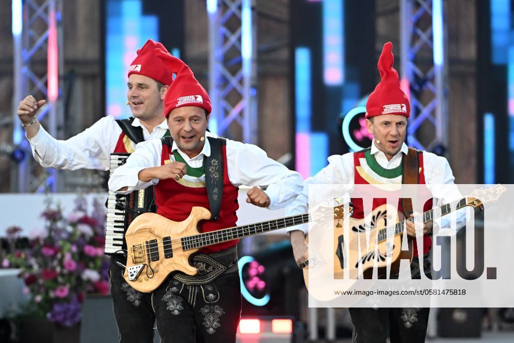 Bad Kleinkirchheim St Oswald am Hoferriegel in Austria AUT Wenn die Musi spielt Open Air 2024 Die jungen Zillertaler,