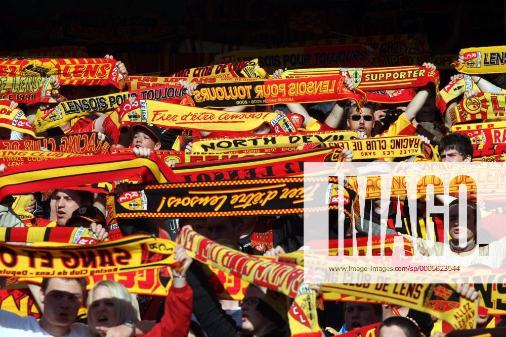 Supporters - RC Lens - 25.04.2010 - Ligue 1 - LedoyenBenoitxPanoramiC o0 Zuschauer Fans Totale
