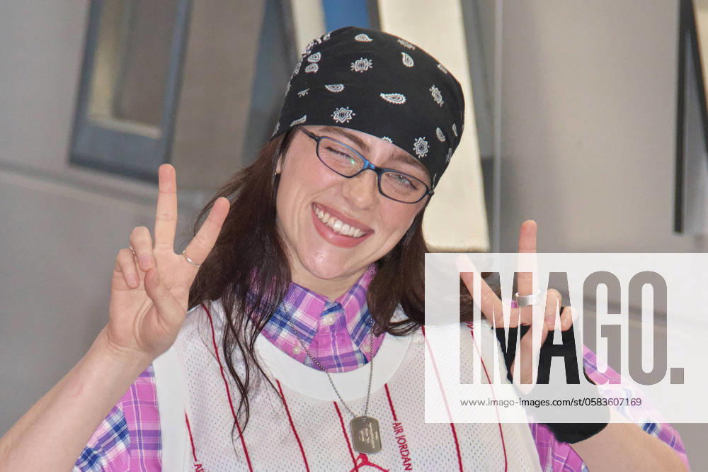 Singer Billie Eilish is seen upon arrival at Narita International Airport in Chiba-Prefecture, Japan on June 19, 2024. , aflo_256979796.jpg,