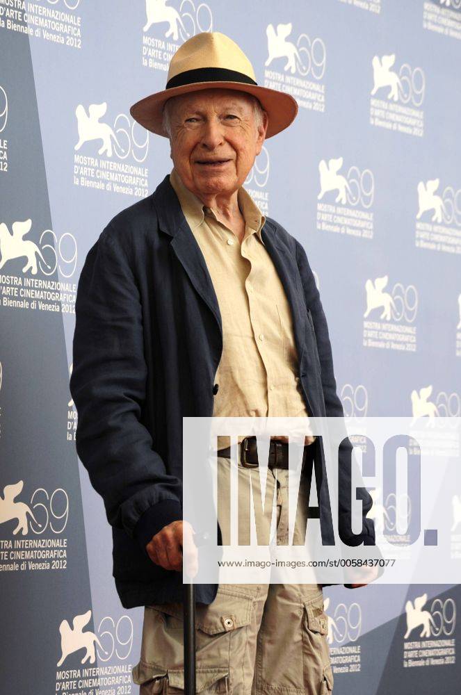 69. Internationale Filmfestspiele Venedig Italien, THE TIGHTROPE - Photocall, Peter Brook