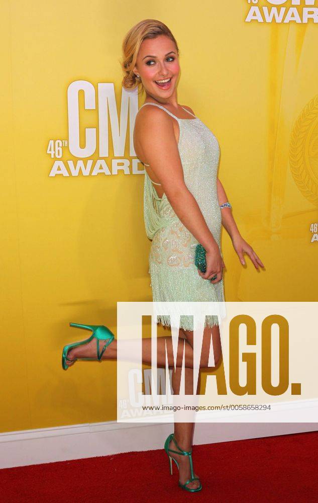 Hayden Panettiere arrives on the red carpet for the 2012 Country Music Awards at the Bridgestone Arena in Nashville on November 1, 2012. CMA20121101229