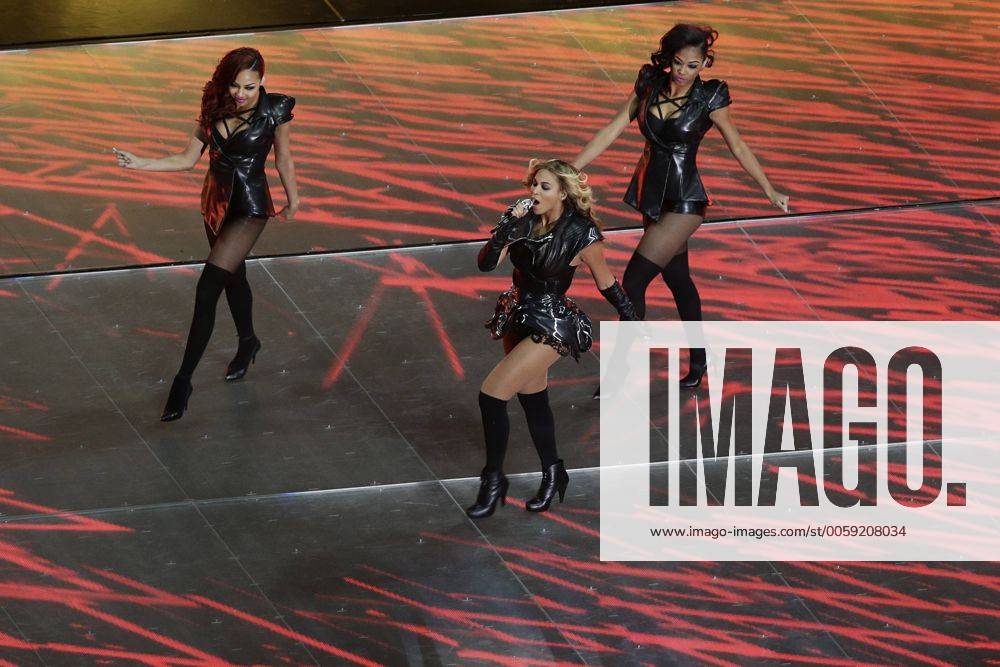 NEW ORLEANS, Beyonce bei der Half Time Show waehrend dem Super Bowl 2013 NFL Championship Spiel San Francisco 49 ERS gegen Baltimore Ravens im Mercedes Benz Superdome in New Orleans, Louisiana, USA. +++HARDT+++