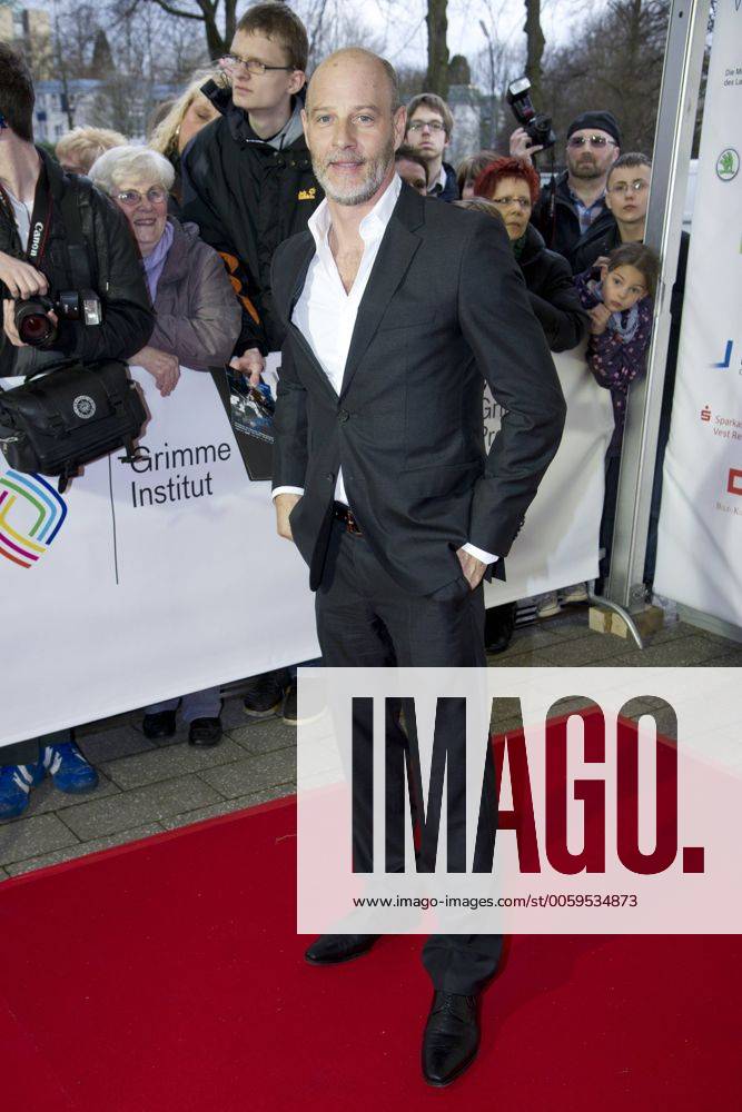 Simon LICHT, Schauspieler, Roter Teppich, Red Carpet Show, 49. Verleihung des Adolf-Grimme-Preises Adolf-Grimme-Preis Grimmepreis in Marl, 12.04.2013. Â