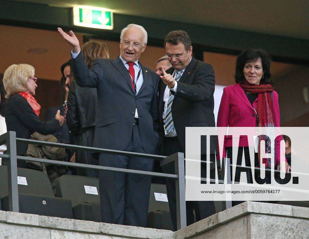 Fussball DFB-Pokalfinale 2013, FC Bayern München - VfB Stuttgart , im Olympiastadion Berlin. Edmund Stoiber (li.) 01.06.2013, Fussball DFB-Pokalfinale, Bayern München - Stuttgart