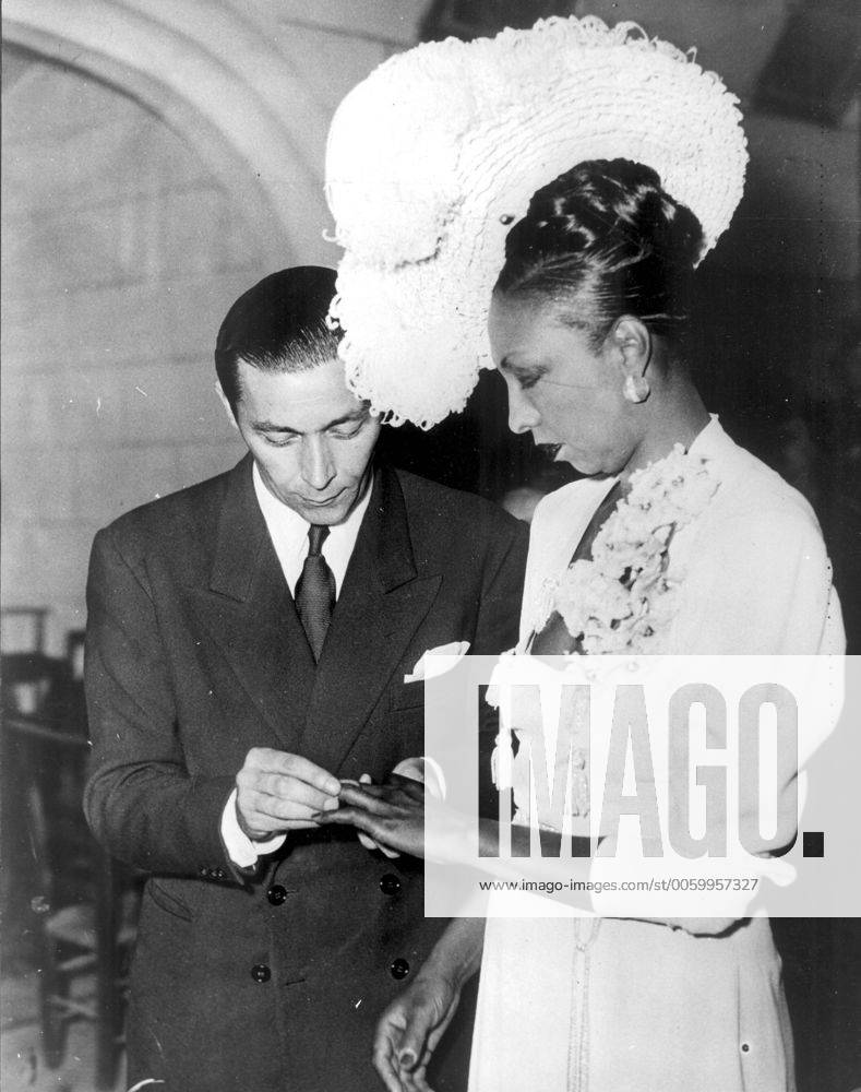 IMAGO ICONS: Josephine Baker Josephine Baker - the well known French American artist - married the French band leader Jo Bouillon at Mirandes Castle in South West France yesterday Photo shows the bridegroom Jo Bouillon slipping the ring on Josephine s finger during the marriage ceremony at Mirandes Castle yesterday June 5th 1947 UnitedArchives00170280