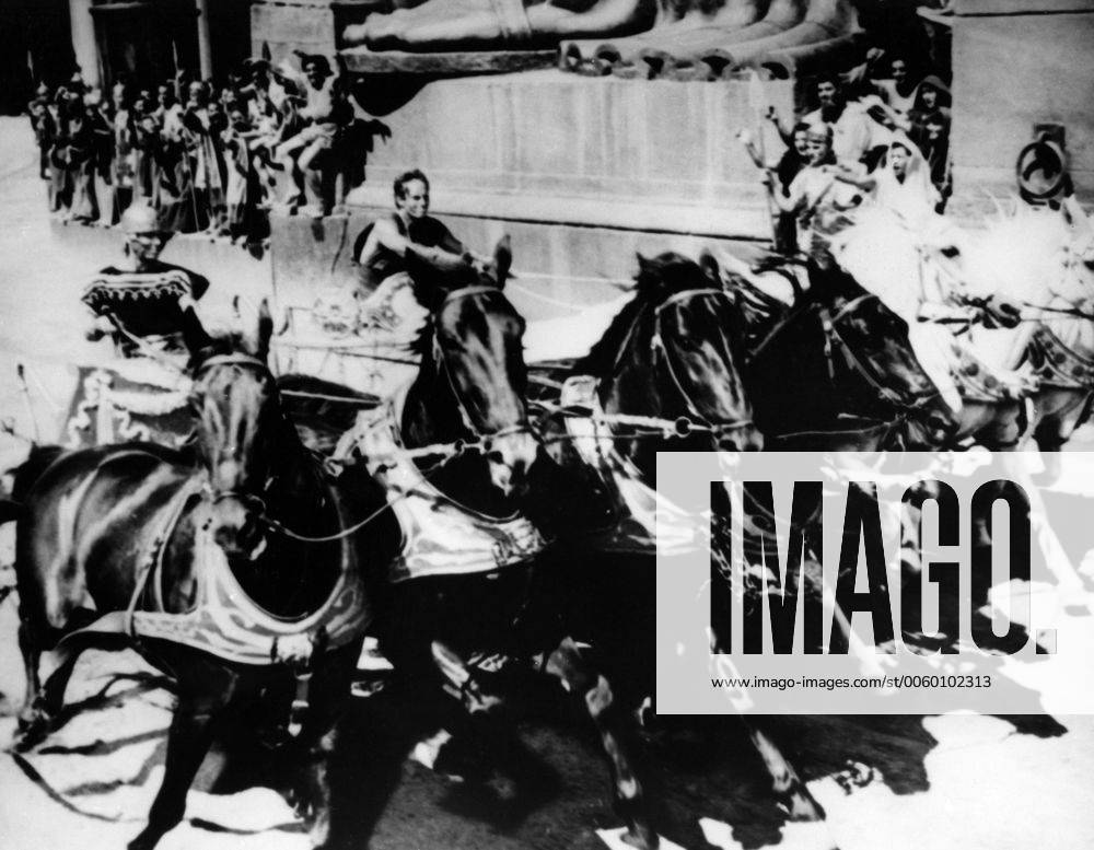 A scene from the film Ben Hur - the famous 40 minute chariot race, filmed over three months in an 18 acre , five storey high arena with two 30 foot statues , 8000 extras and 78 specially trained horses 16 December 1959 UnitedArchives00933699