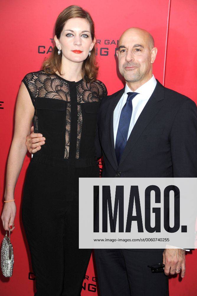 Stanley Tucci mit Gattin Felicity Blunt bei der Filmpremiere von The Hunger Games: Catching Fire Die Tribute von Panem - Catching Fire im AMC Lincoln Square Theater. New York, 20.11.2013 Foto:xD.Tinex xFuturexImage