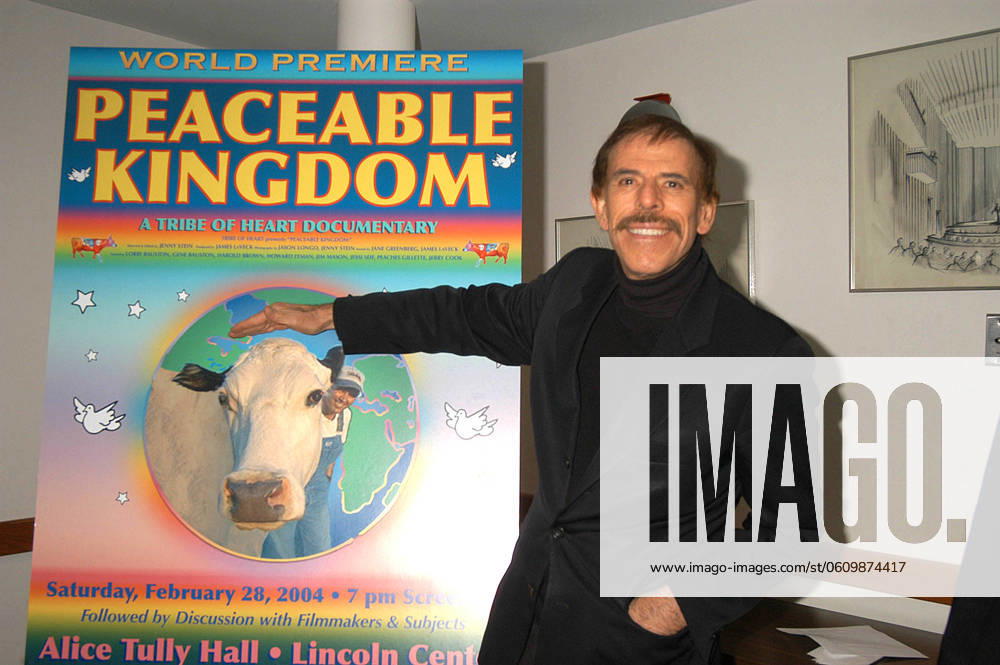 PEACEABLE KINGDOM PREMIERE NY PETER MAX AT THE PEACEABLE KINGDOM PREMIERE HELD AT LINCOLN CENTER. NEW YORK CITY. 28 FEBRUARY 2004. PICTURES JOY E. SCHELLER PETER MAX,