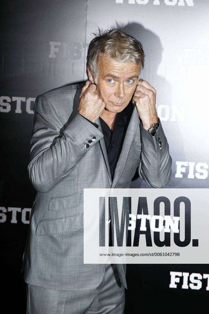 Franck Dubosc CELEBRITES : Avant Premiere du film Fiston - Paris - 10 02 2014 GwendolineLeGoff Panoramic