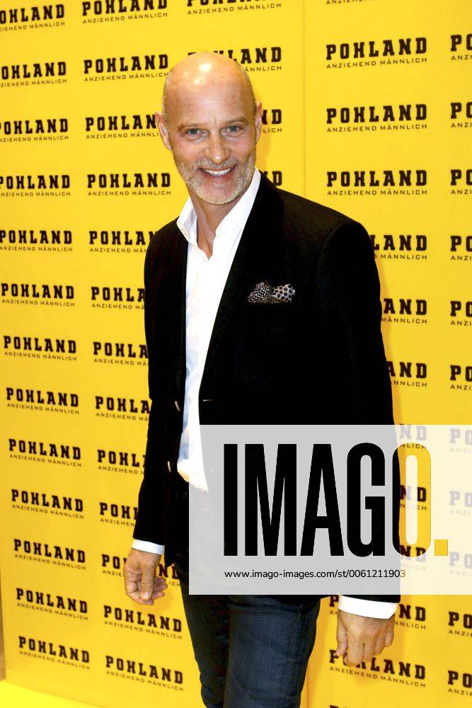 Simon Licht beim Pohland VIP Opening Event im neuen Pohland Store. Dortmund, 12.03.2014 Foto:xFuturexImage