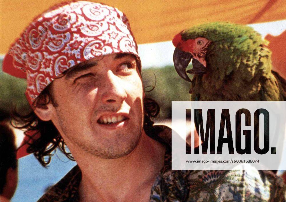 John Cusack Ehe er mit seiner Freundin zusammenkommt, muß Danny (John Cusack) sich sogar noch mit Seeräubern herumschlagen. 1986 UnitedArchives01354746