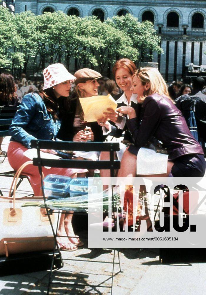 Charlotte (Kristin Davis), Carrie (Sarah Jessica Parker), Miranda (Cynthia Nixon), , Samantha (Kim Cattrall) 1999 UnitedArchives01361739