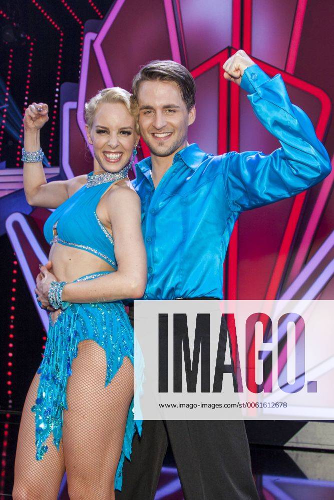 Alexander Klaws, Isabel Edvardsson bei der RTL Tanzshow Let s Dance am 25.04.2014 in Köln. RTL Tanzshow Let s Dance