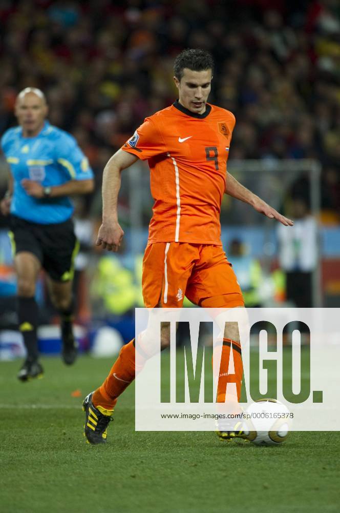 Robin van Persie (NED), NED (orange) - ESP (blau) (013726)