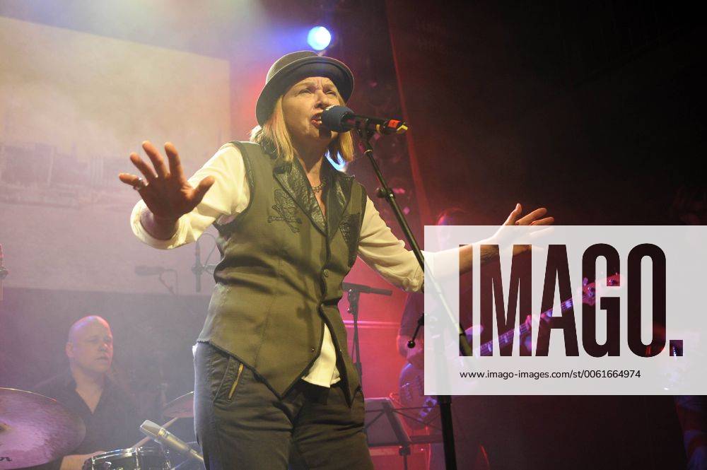 Inga Rumpf live beim Jubiläum 85 Jahre Hamburger Hafenkonzert von Radio NDR 90,3 im Gruenspan. Hamburg