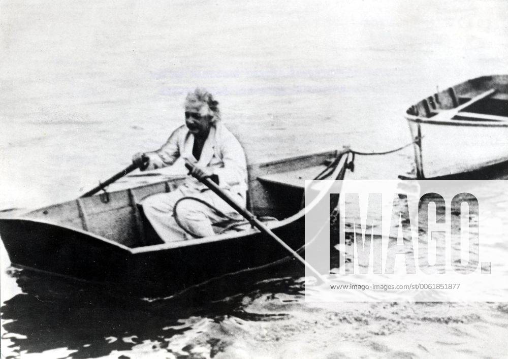 Jan. 1, 1940 - Berlin, Germany - Jewish, German-born theoretical physicist ALBERT EINSTEIN who s widely regarded as the most important scientist of the 20th century and one of the greatest physicists of all time, produced much of his remarkable work during his stay at the Patent Office and in his spare time. He played a leading role in formulating the special and general theories of relativity; moreover, he made significant contributions to quantum theory and statistical mechanics. Berlin Germany - ZUMAk09