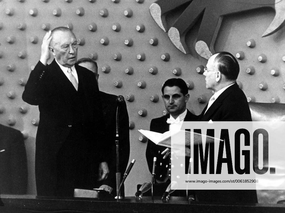 Bonn, Germany - West Germany 20. Oktober 1957 KONRAD ADENAUER during his inauguration with President of the German Bundestag EUGEN GERSTENMAIER. Bonn Germany - ZUMAk09