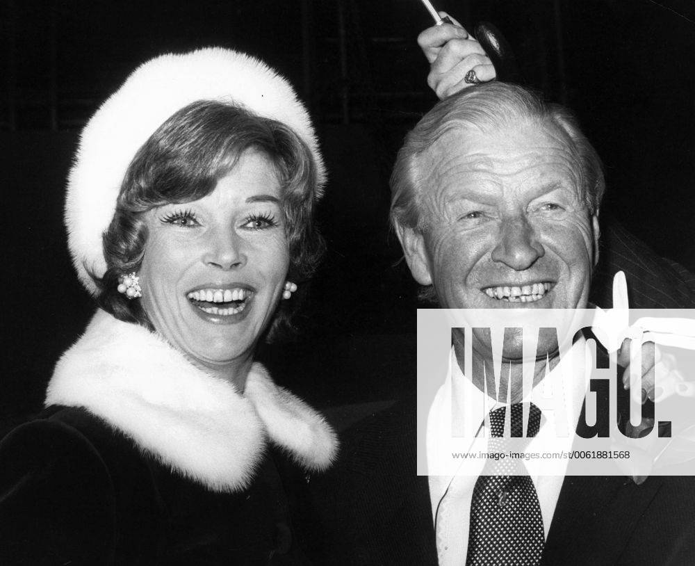 Sep. 27, 1974 - London, England, U.K. - Actress DAWN ADDAMS is married to JIMMY WHITE, a 65 year old retired business man. The ceremony took place at Caxton Hall, Westminster. The couple met five months ago at a dinner party in Malta, where they both have villas. PICTURED: Dawn and Jimmy as they left Caxton Hall, Westminster, after their wedding. London UK - ZUMAk09