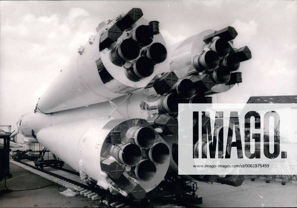 Soviet Rocket Launcher Vostok at Paris Air Show - ZUMAk09