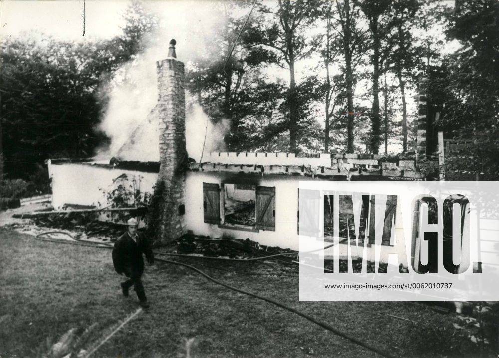Jul. 16, 1976 - Arson Home Former Colonel Joachim Peiper Near Vesoul - ZUMAk09