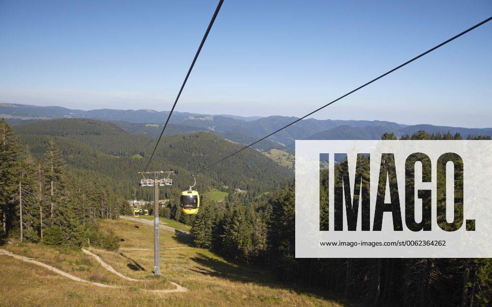 Germany, Baden-Wuerttemberg, Black Forest, cable car to Belchen DHL000058