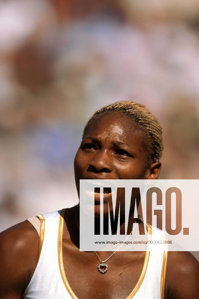 Serena Williams (USA) Tennis Damen All England Championships 2002, Grand Slam, WTA-Tour, Rasen, Rasenplatz, Rasentennis, Rasenturnier Porträt Wimbledon London