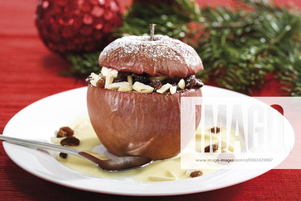 Baked apple with vanilla ice cream 06564CS-U