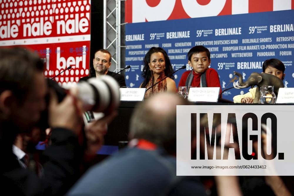 59th Berlin International Film Festival - Mammoth Press Conference Marife Necesito, Jan Nicado and Martin Delos Santos at the 59th Berlin International Film Festival Mammoth Press Conference at the Grand Hyatt Hotel on February 8, 2009 in Berlin. Picture by Photoselection ,