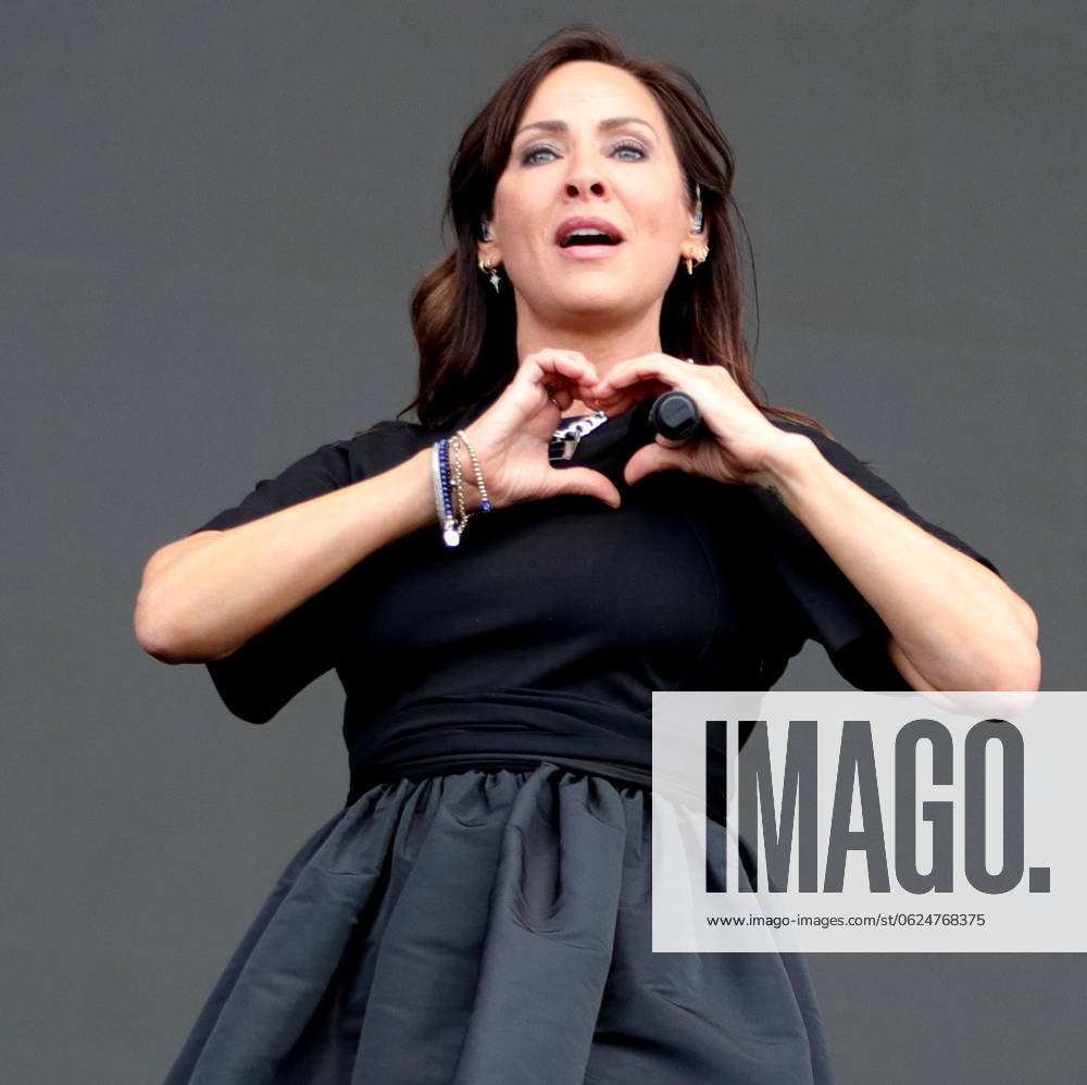 Isle of Wight Festival 2024 at Seaclose Park. Featuring: Natlie Imbruglia Where: Newport, United Kingdom When: 22 Jun 2024 Credit: Mark Cavill Cover Images . NOT FOR USE BY NEWSPAPERS BASED IN THE UK.