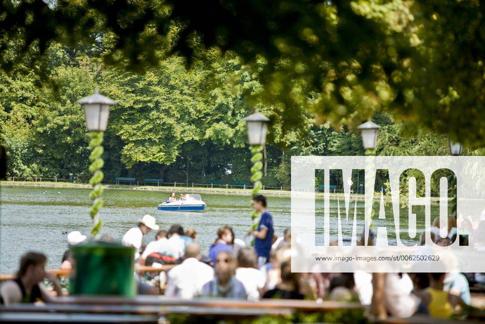 Germany, Bavaria, Munich, English Garden, Beer Garden model released MAEF01120