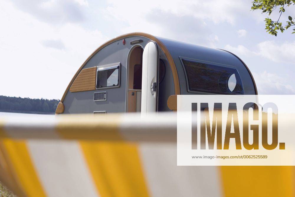 Germany, Leipzig, Ammelshainer See, Camping Trailer property released WESTF09360