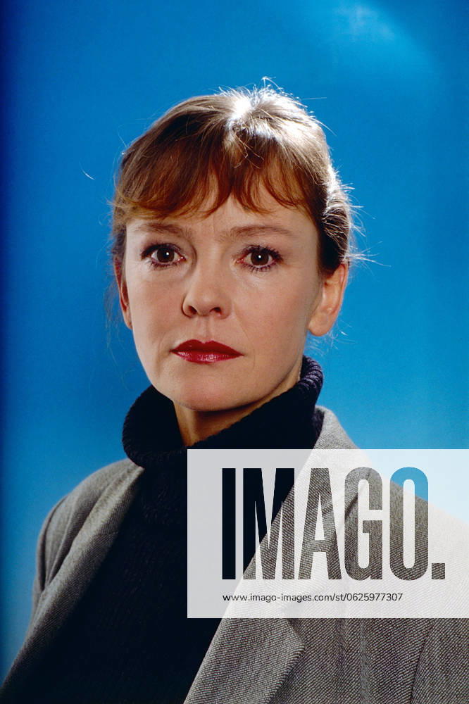Katrin Saß Katrin Saß, aka Katrin Sass, deutsche Schauspielerin, hier als Hauptkommissarin Tanja Voigt in der ARD Krimi-Serie: Polizeiruf 110, Portrait, 1993., Deutschland
