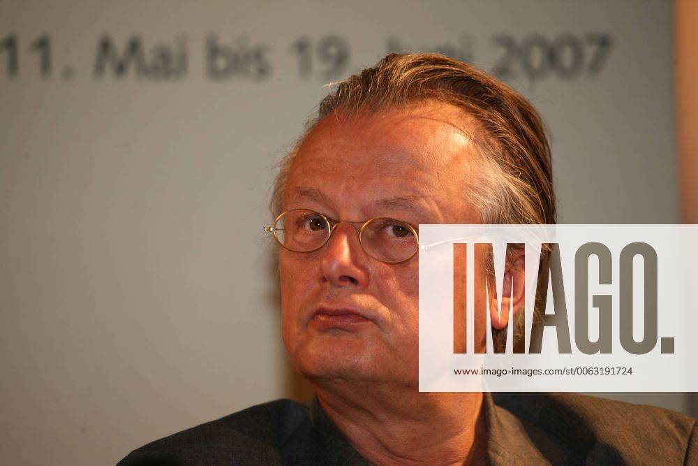 PK Festwochen 07 - Frank CASTORF