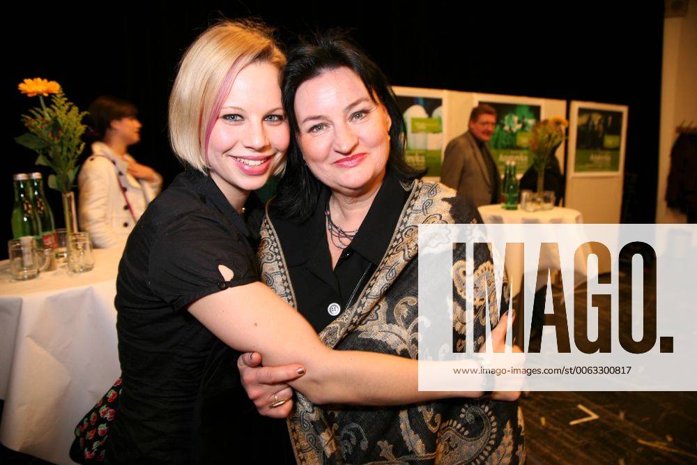 Anatevka Wien, Volksoper, 13. 01. 2008 Katharina STRASSER, Katharina STRAßER mit Mutter Franziska GRINZINGER