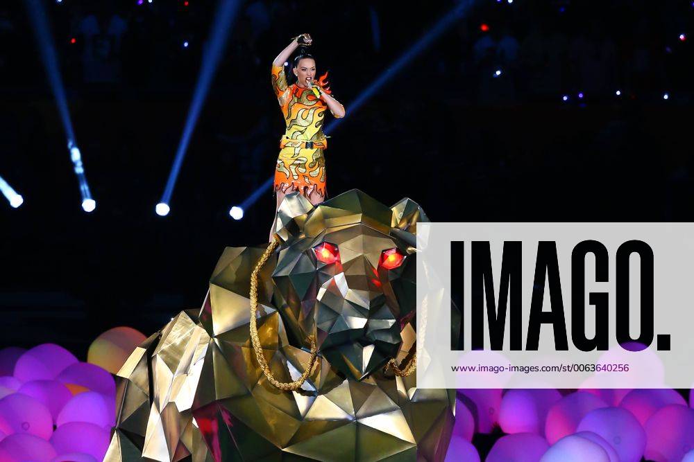 Entertainer Katy Perry performs during the Pepsi Super Bowl XLIX Halftime Show at University of Phoenix Stadium in Glendale, Az. 242650