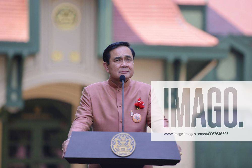 (150203) -- BANGKOK, Feb. 3, 2015 -- Thai Prime Minister Prayut Chan-o-cha attends a press conference after a cabinet meeting at the Government House in Bangkok, Thailand, Feb. 3, 2015. ) (lmz) THAILAND-BANGKOK-PM-PRESS CONFERENCE RachenxSageamsak