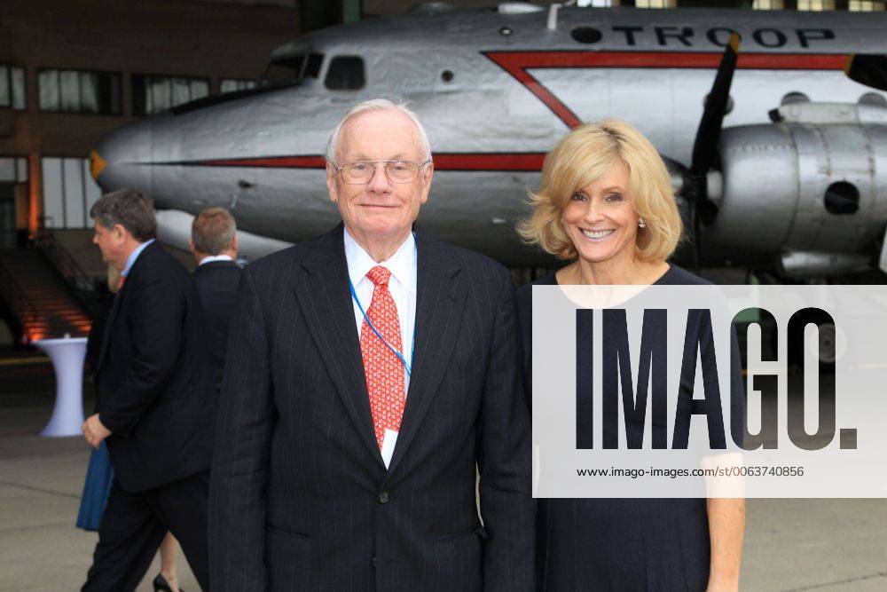 Neil Armstrong and wife visit Berlin Neil Armstrong (first man on the moon) and wife Janet Shearon Armstrong visit the IATA conference at Tempelhof Airport. In the afternoon, Armstrong received the Gala Award by IATA. Berlin 07.05.2010