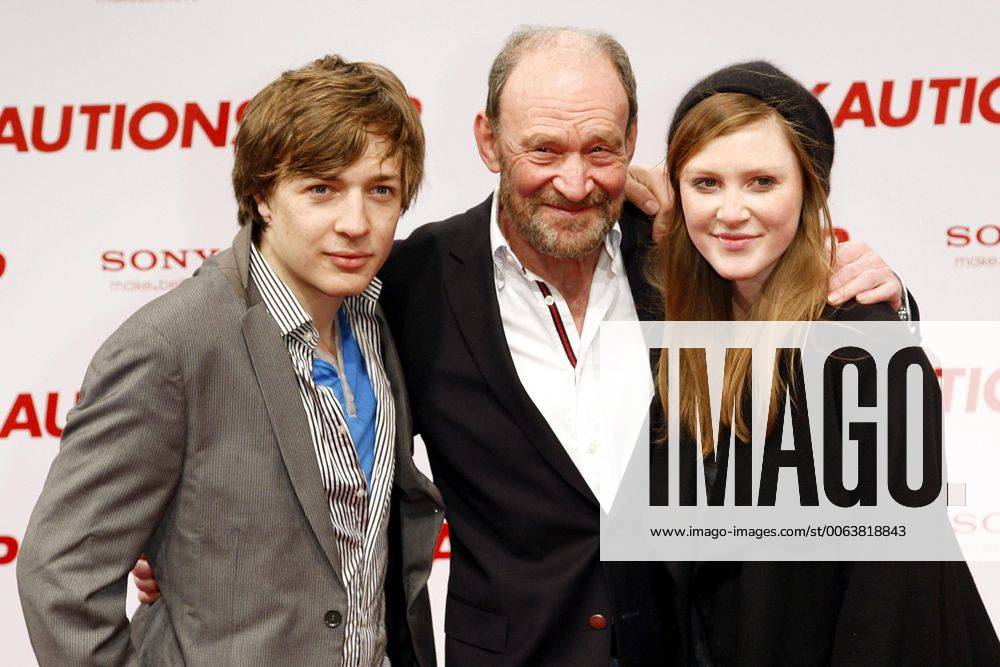 The Bounty Hunter- Premiere - Berlin Rafael (friend Joana Mendl), Michael Mendl and daughter Joana attending the premiere of THE BOUNTY HUNTER (DER KAUTIONS-COP) at Cinemaxx. Berlin 29.03.2010.