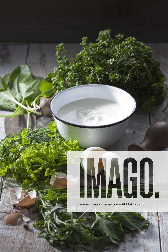 Ingredients of Frankfurt green sauce and mezzaluna CSF024617