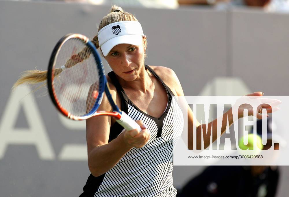 Alona Bondarenko of the Ukraine during second-round action at the U.S. Open held at the National Tennis Center on September 1, 2010 in New York. NYP20100901344 Flushing Meadows