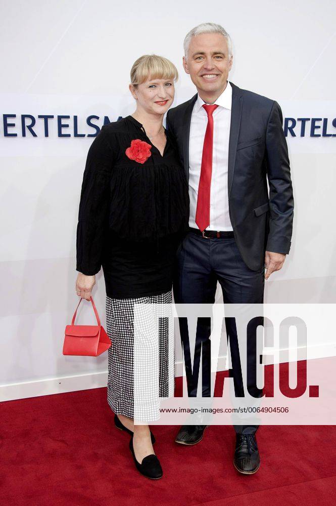 Andreas von Thien mit Ehefrau Alexandra Bertelsmann bei der Bertelsmann Party 2015 in der Bertelsmann Repräsentanz. Berlin, 18.06.2015 Foto:xFredericx xFuturexImage